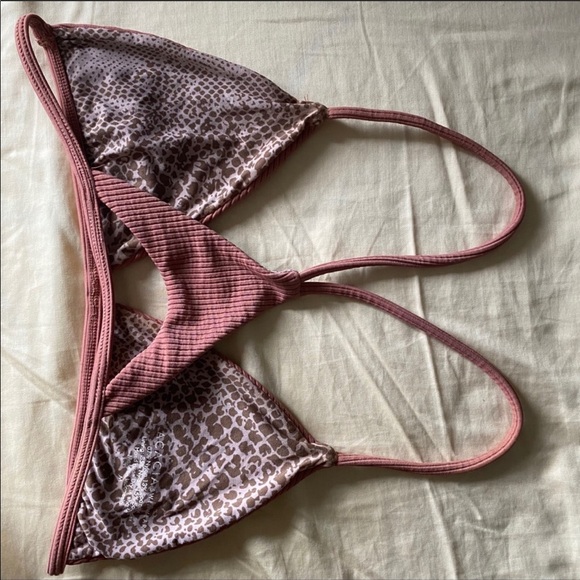 👄 Acacia bikini set 👄 - Picture 5 of 12